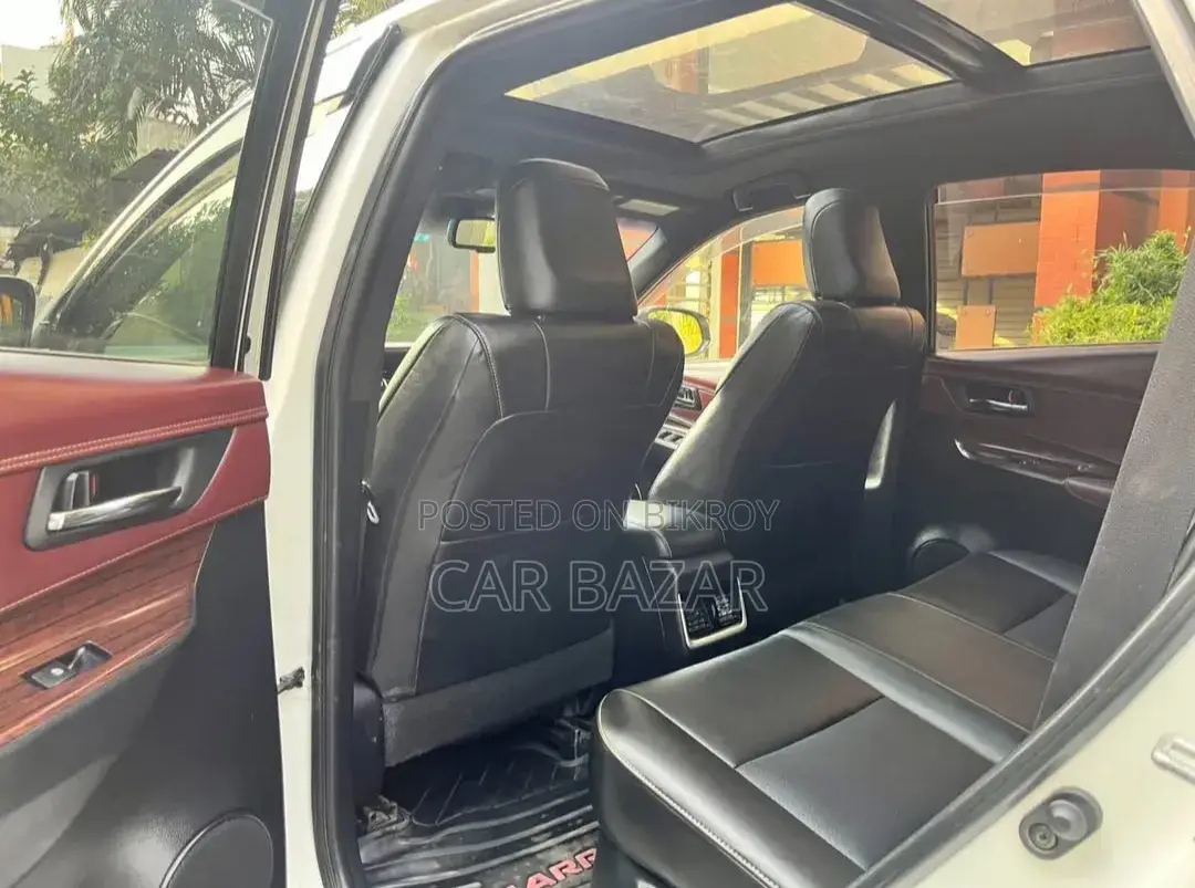Toyota Harrier 2.0 2015 Pearl