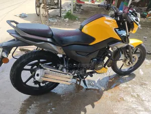 TVS Raider 125 2022 হলুদ