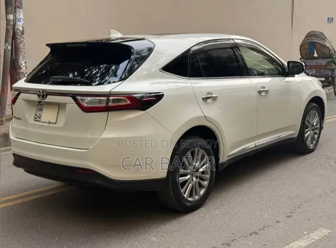Toyota Harrier 2.0 2017 Pearl