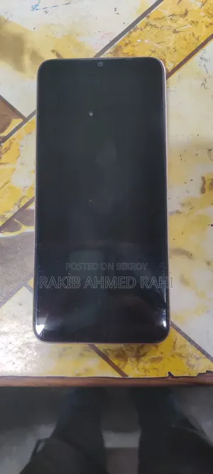 Infinix Hot 30i 128 GB Yellow