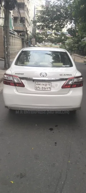 Toyota Premio 2010 Pearl