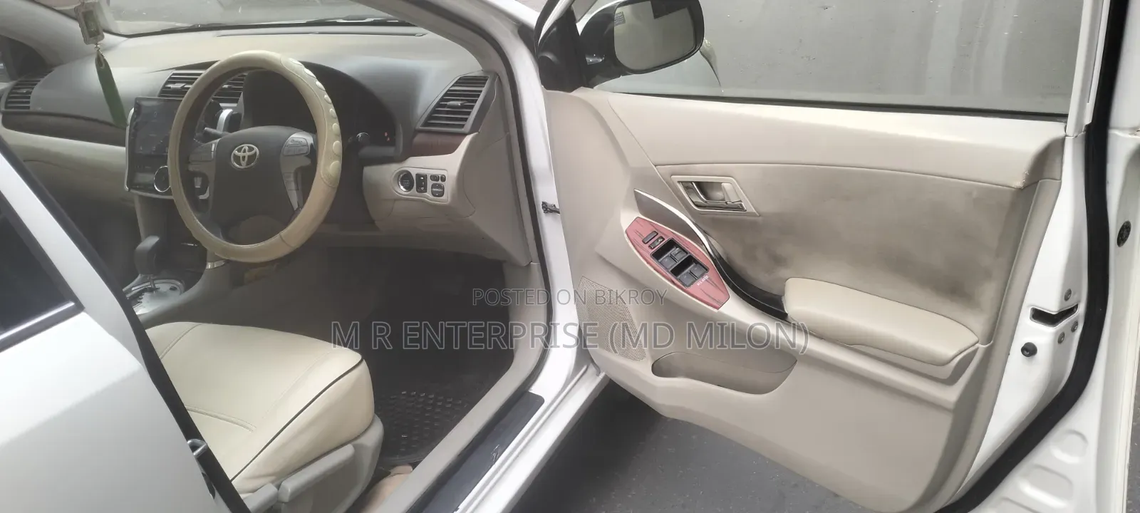 Toyota Premio 2010 Pearl