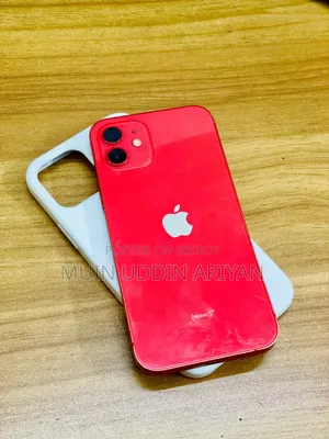 Apple iPhone 12 64 GB Red