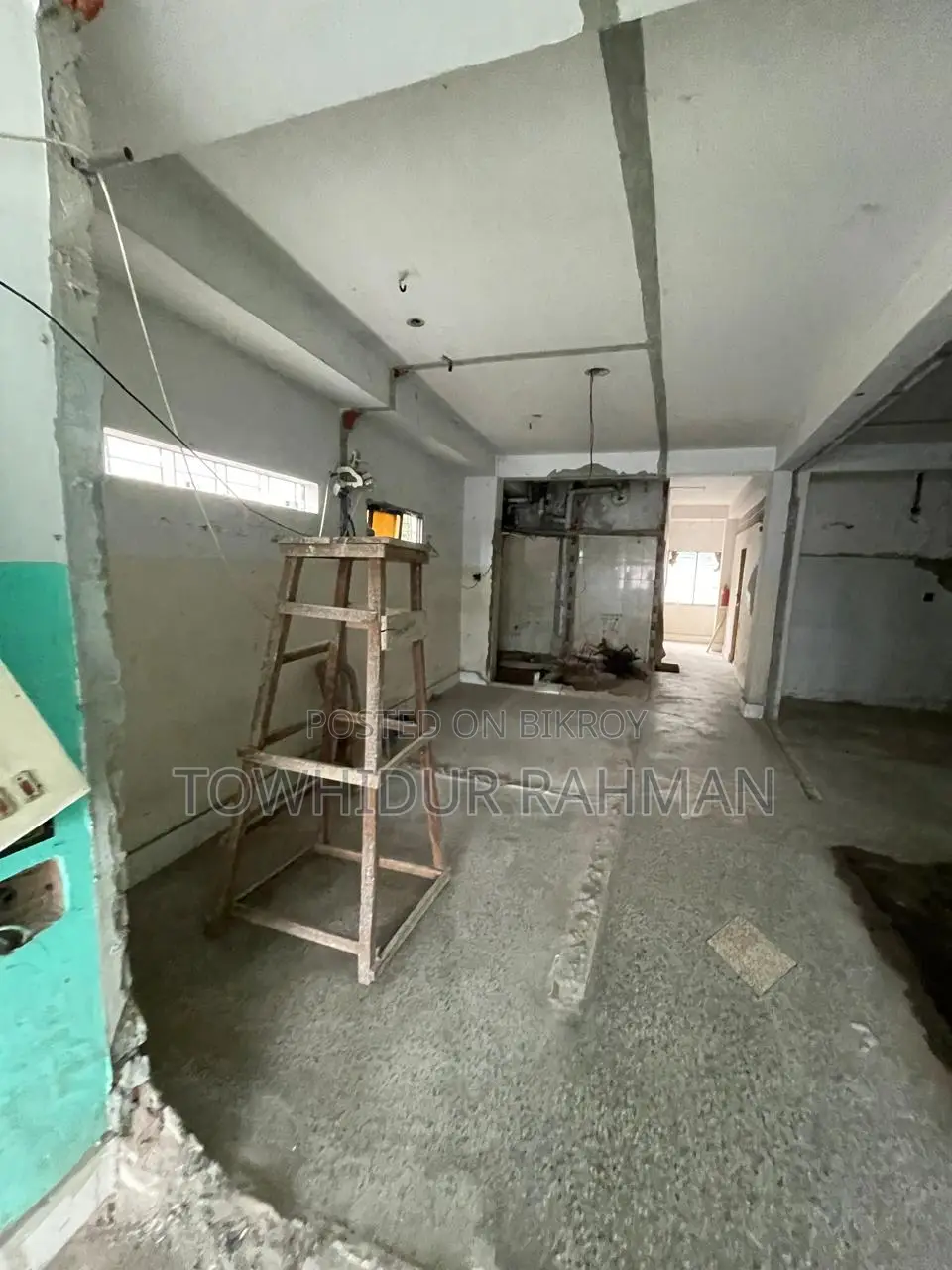 Office, Shop Commercial Floor for Rent in Khulna