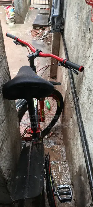 সাইকেলটি জরুরি বিক্রি করা হবে
