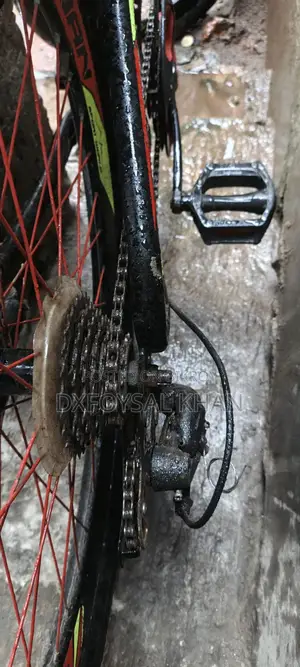 সাইকেলটি জরুরি বিক্রি করা হবে