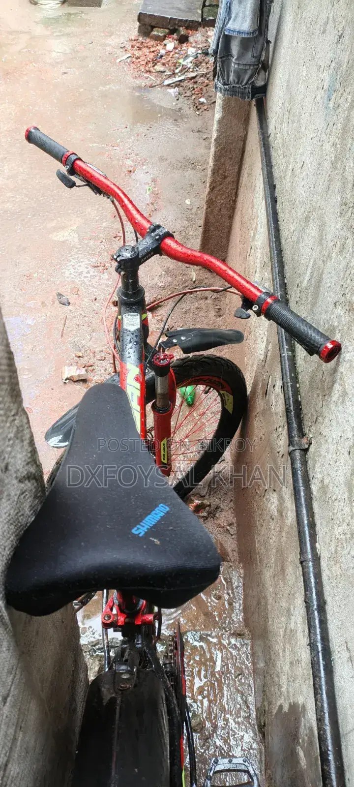 সাইকেলটি জরুরি বিক্রি করা হবে