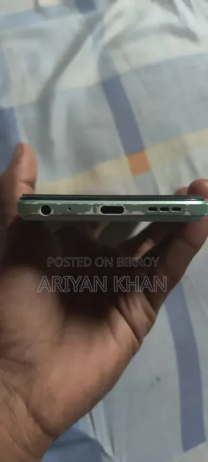 Symphony Z42 32 GB Green