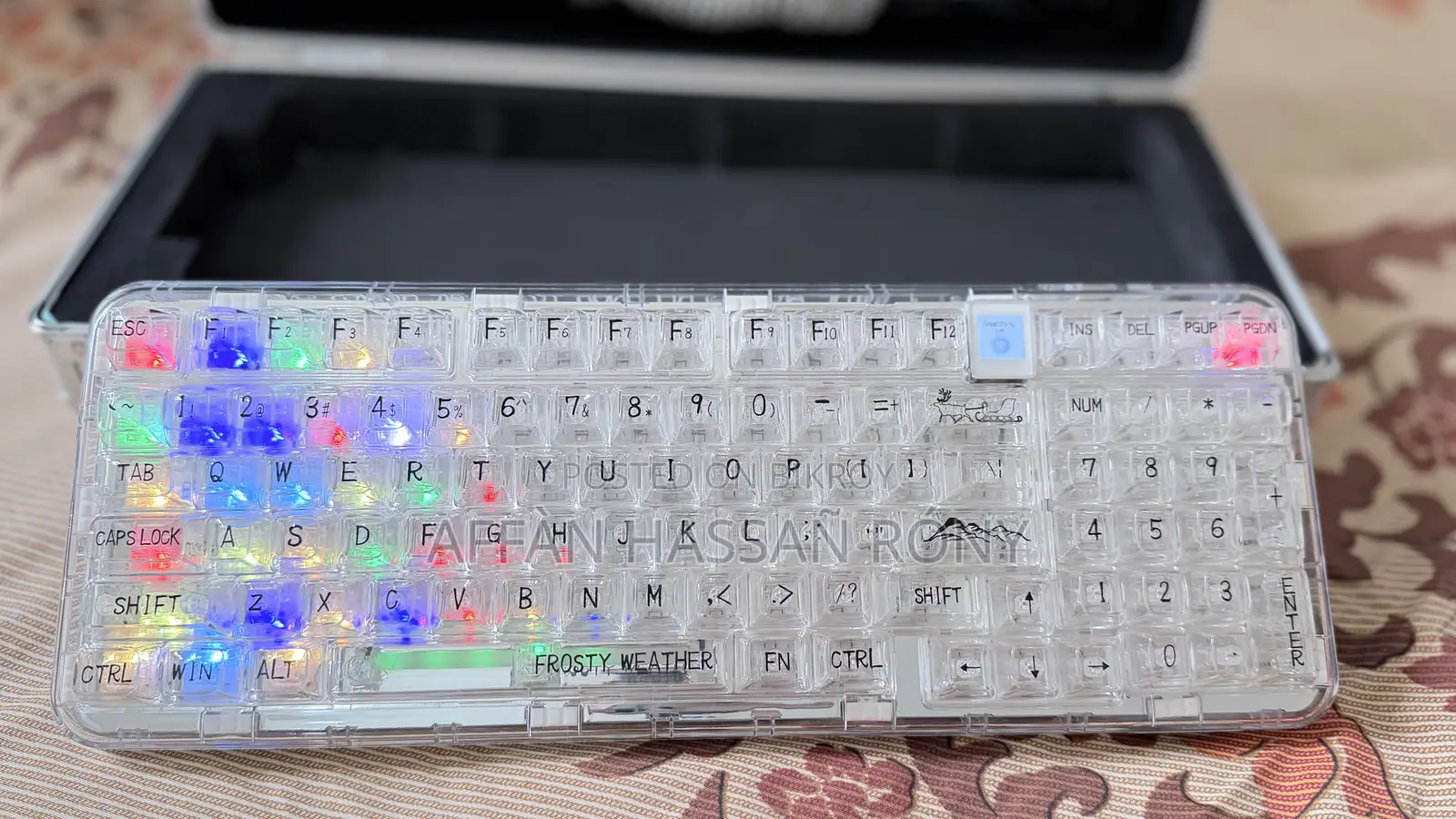 I Wanna Sell Gaming Keyboard