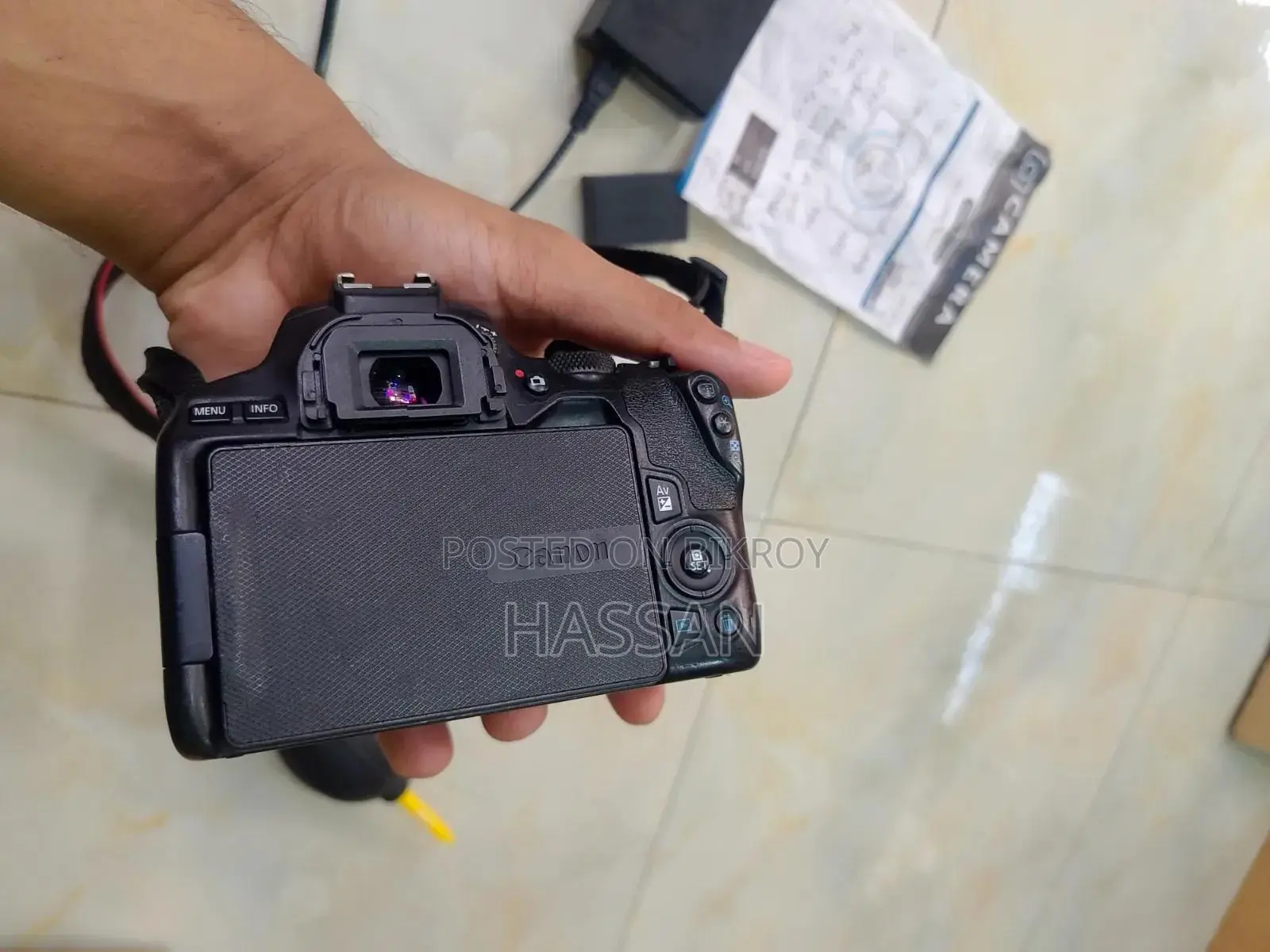 Canon 250d Body