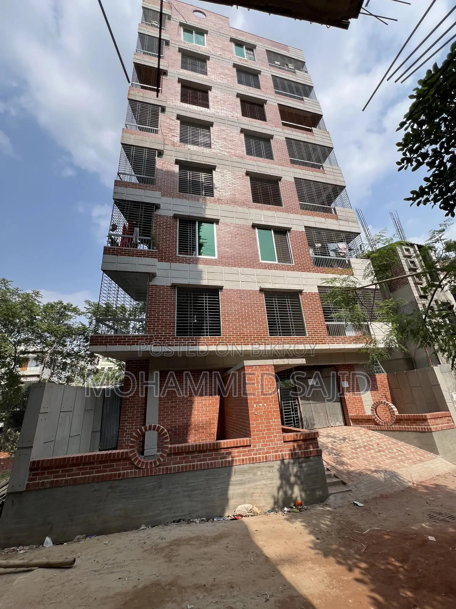 বাসাবোতে ৩ বেডরুমের অ্যাপার্টমেন্ট বিক্রির জন্য