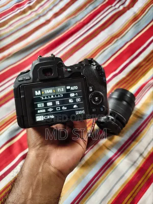 Canon 200d