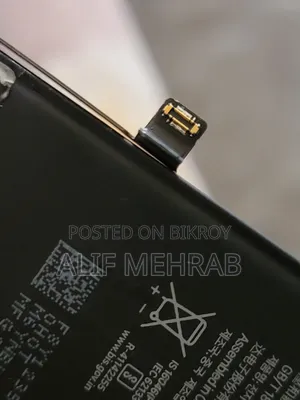 iPhone 11 (Battery Health 76%)