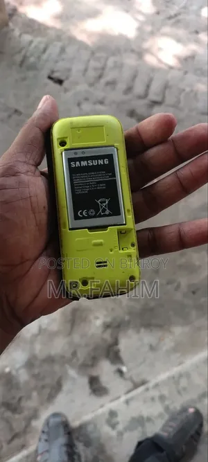Samsung Guru Music 2 Black