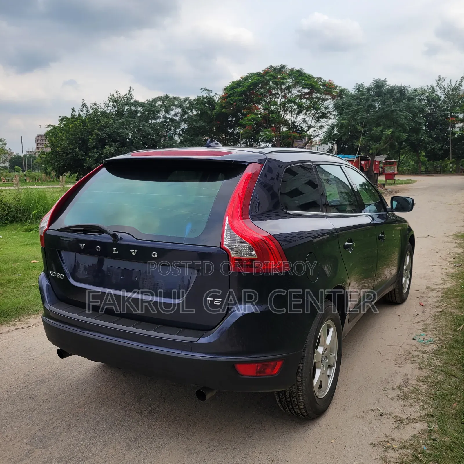 New Volvo XC60 2012 Blue