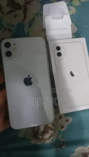 Apple iPhone 11 64 GB White