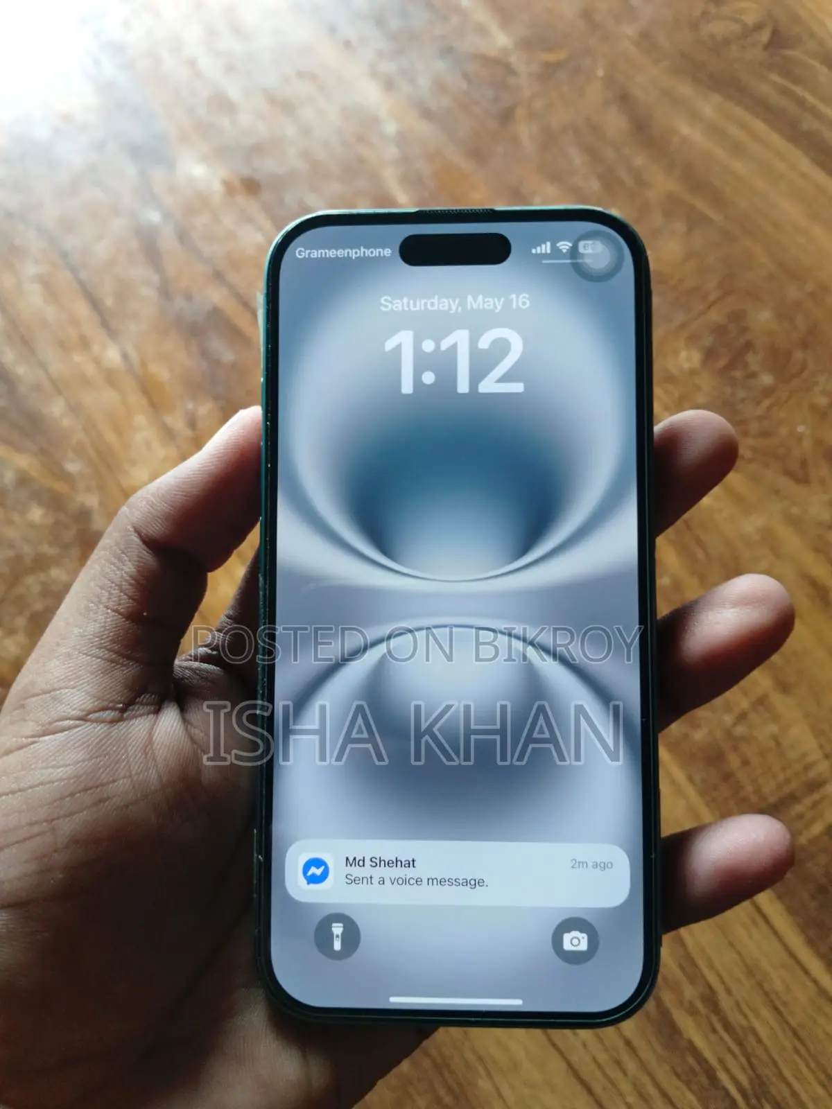 New Apple iPhone 16 128 GB Silver