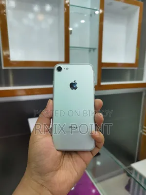 Apple iPhone 7 32 GB White