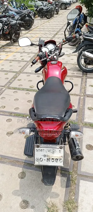 Bajaj Boxer 100 2019 Red