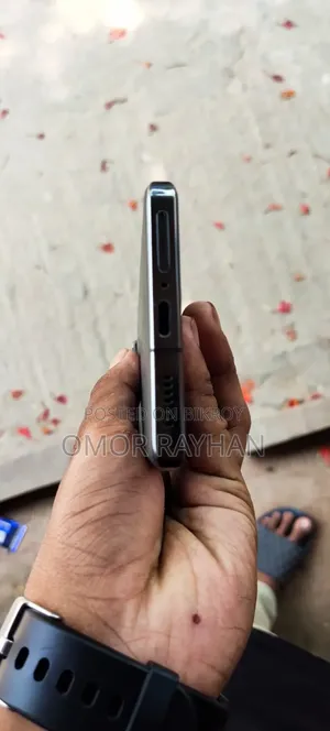 iQOO 256 GB Black