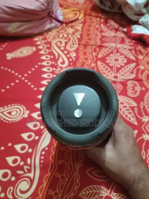 নিজের ব্যবহৃত অরিজিনাল JBL Charge 5 স্পিকার বিক্রি হবে