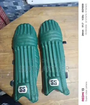 Affordable Cricket Accessories for All Players. 6 Items.