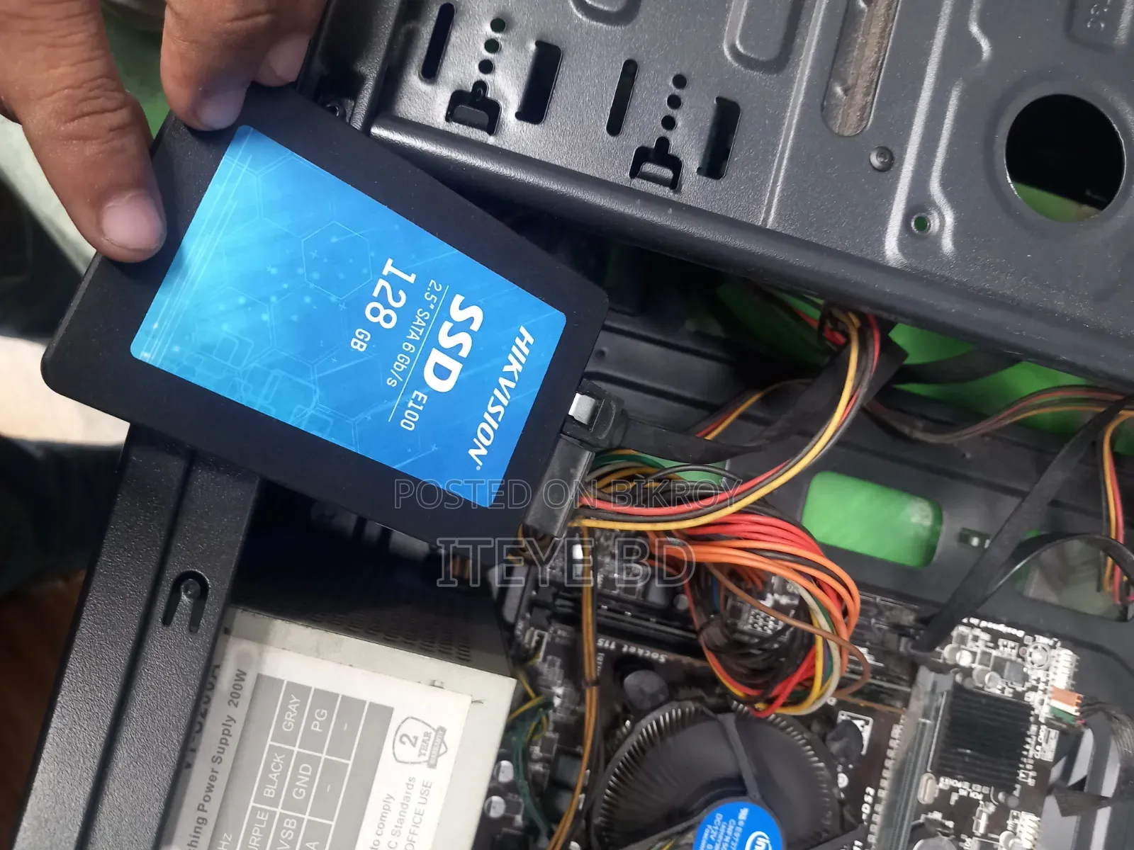 Desktop Computer 8GB Intel Core I3 SSD 128GB
