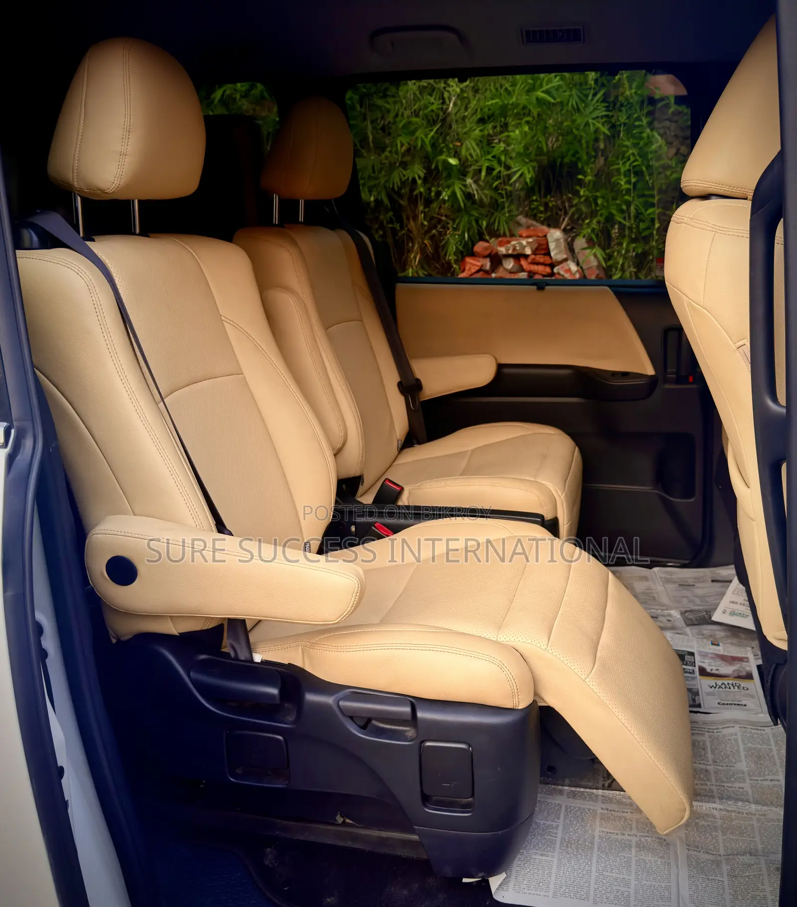 Toyota Noah 2023 Pearl