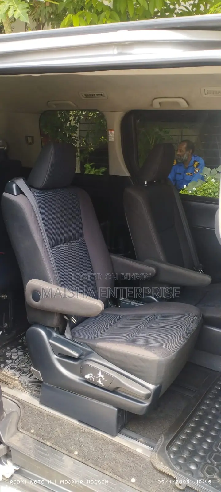 Toyota Noah 2.0 AWD (7 Seater) 2016 Silver