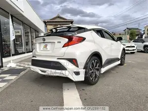 Toyota C-Hr 2021 Pearl