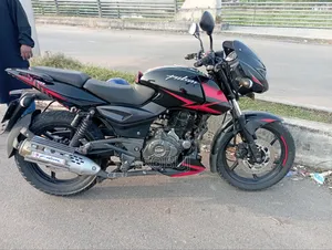 New Bajaj Avenger 150 Street 2021 Red
