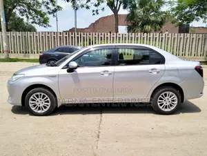 Toyota Axio 2015 Silver