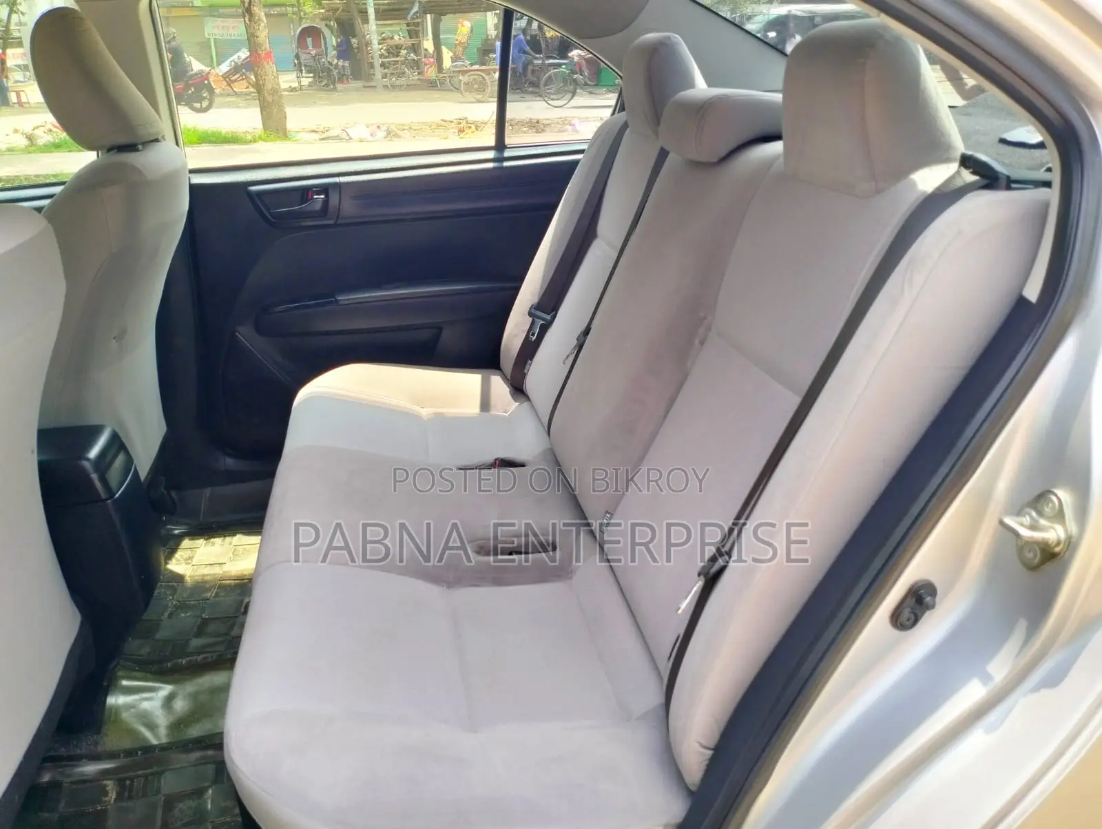 Toyota Axio 2015 Silver