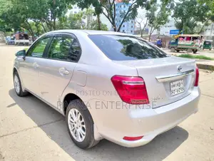 Toyota Axio 2015 Silver