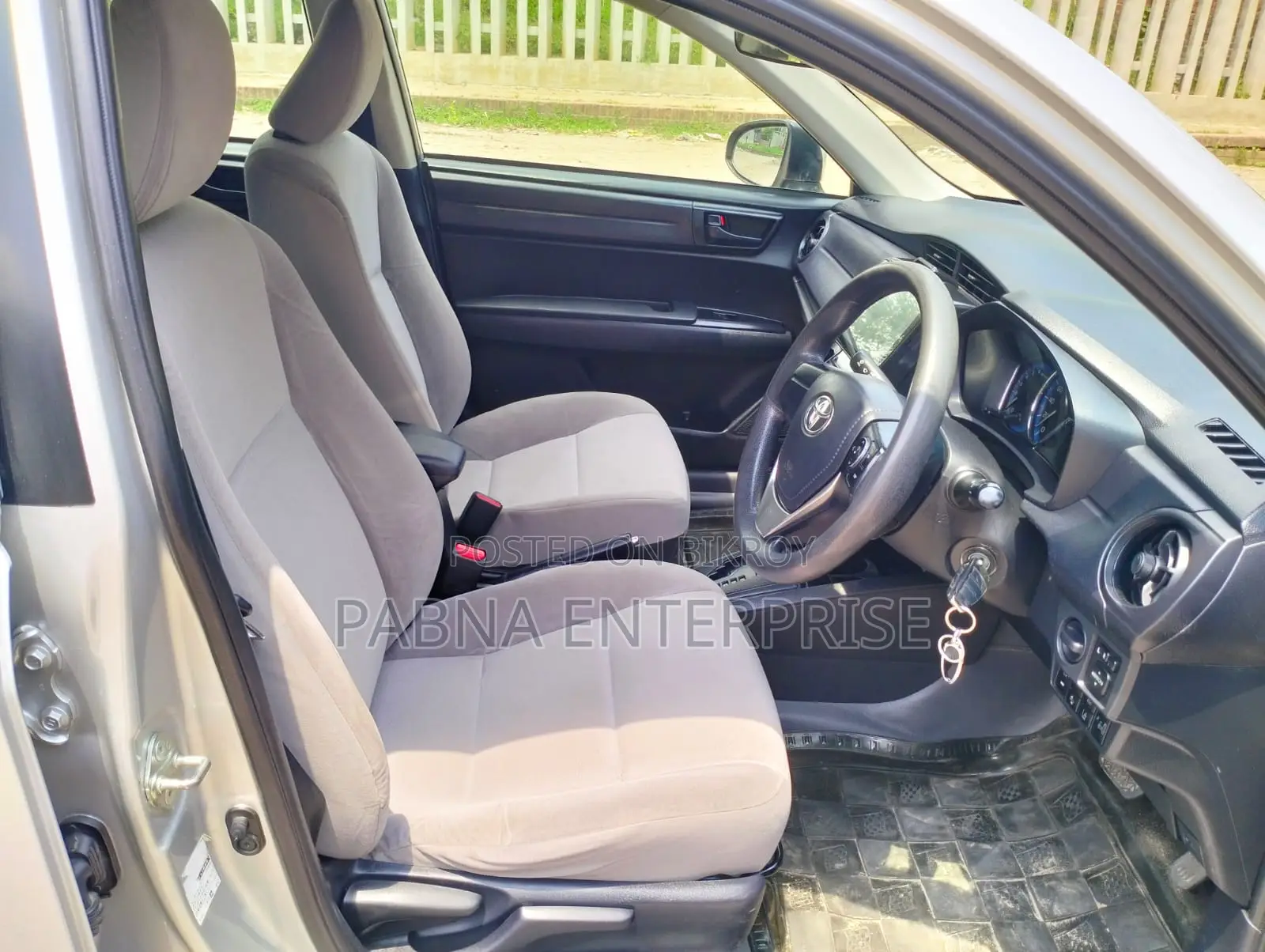 Toyota Axio 2015 Silver