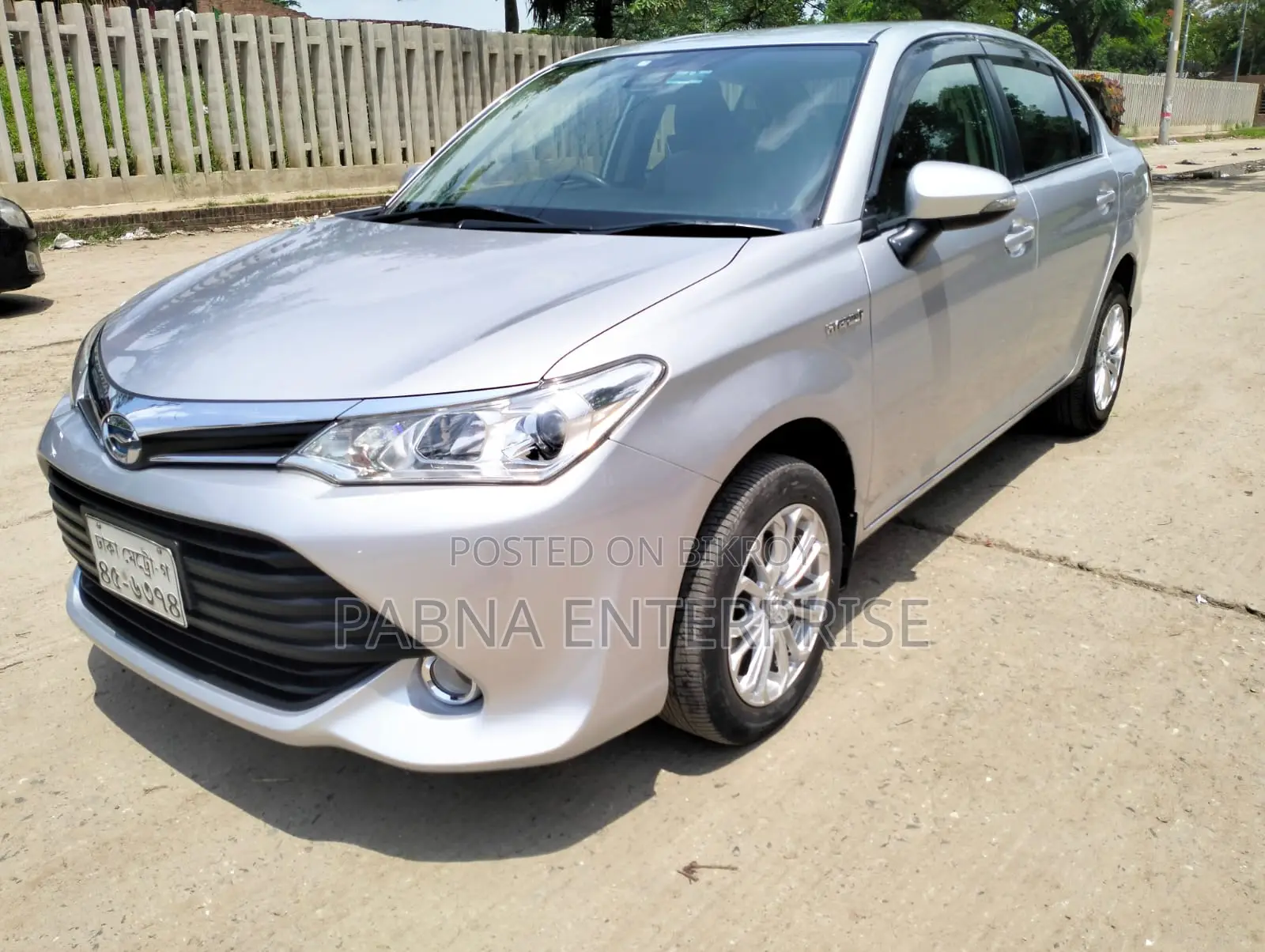 Toyota Axio 2015 Silver
