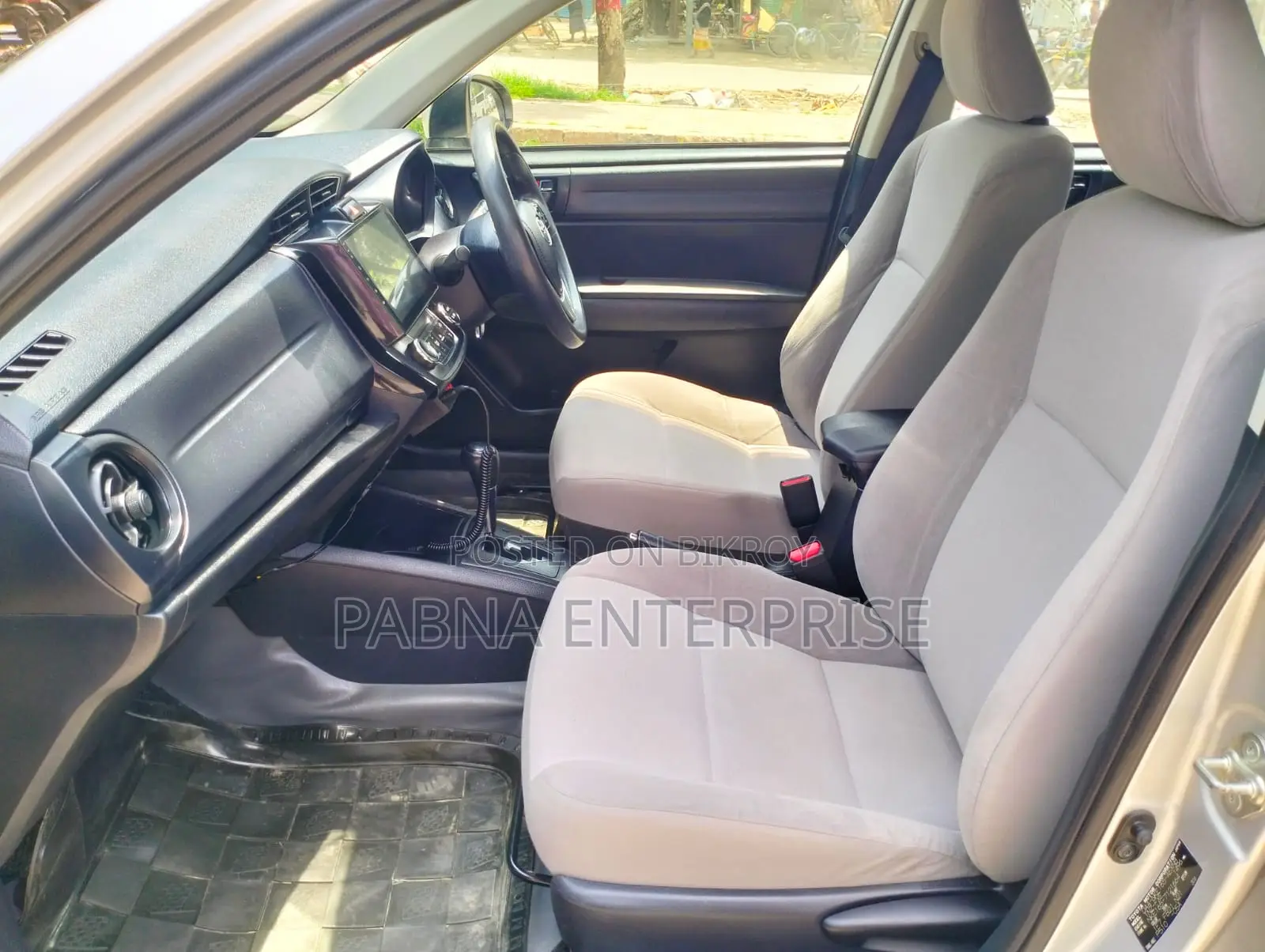 Toyota Axio 2015 Silver