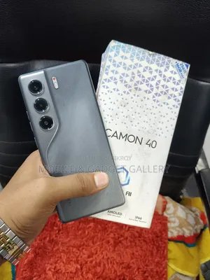 Tecno Camon 40 256 GB Silver