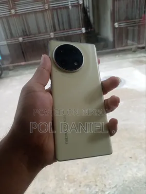 Tecno Camon 30S 256 GB Gold