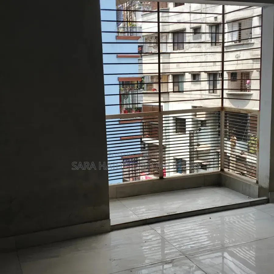 3-bedroom Apartment in Shyamoli for sale