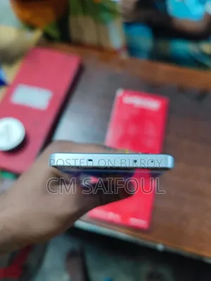 Realme GT 6 256 GB White