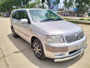 Toyota Succeed 2004 Silver