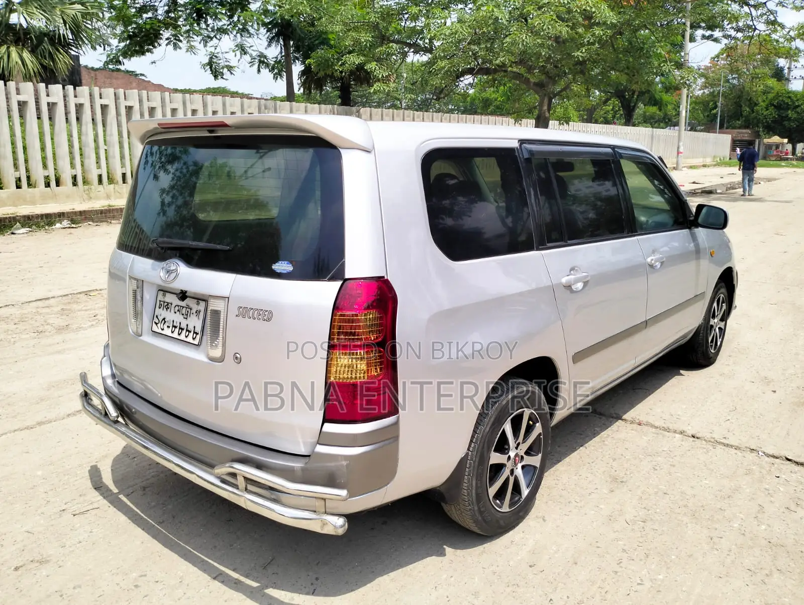Toyota Succeed 2004 Silver