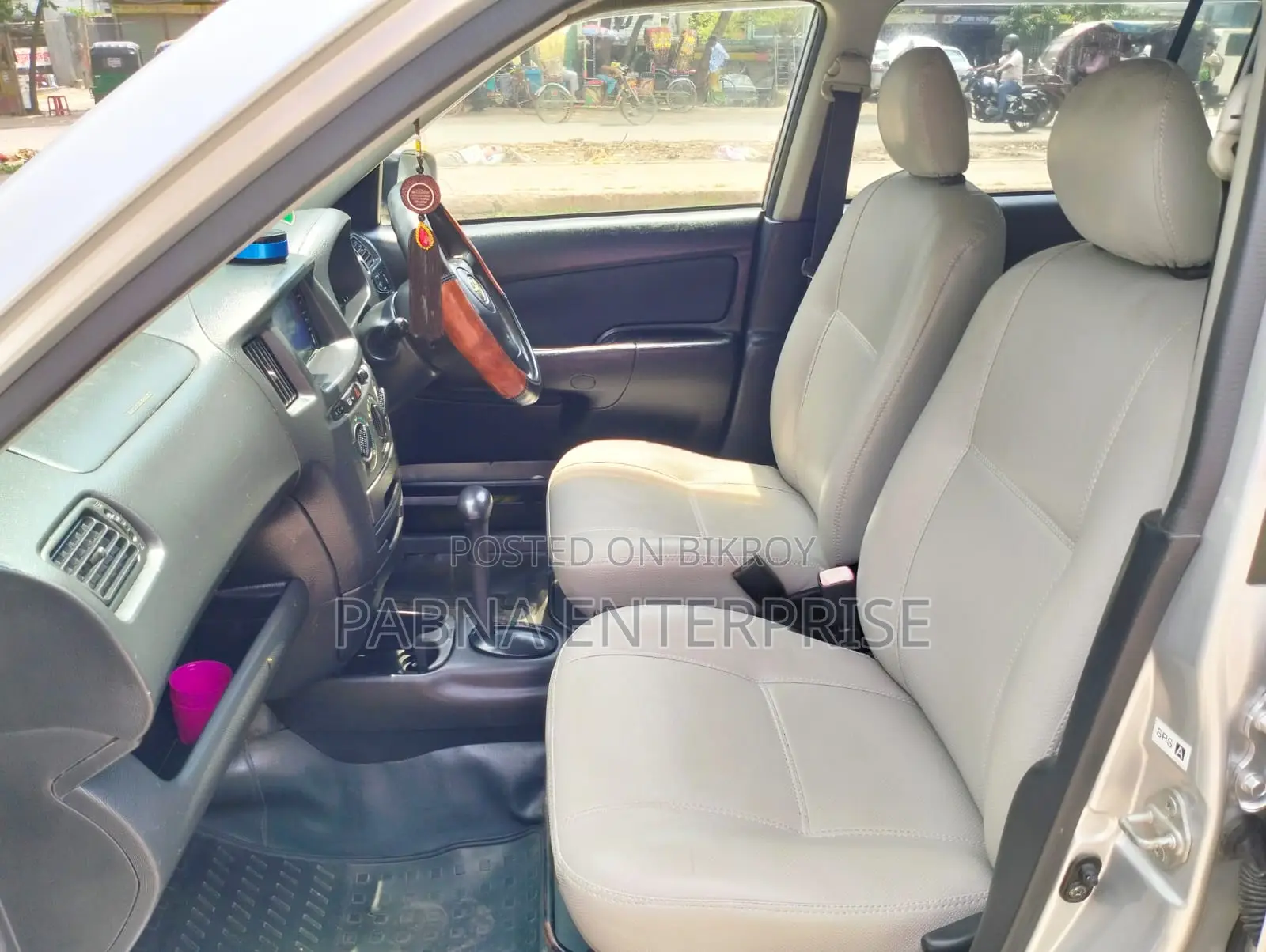Toyota Succeed 2004 Silver