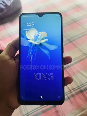 Vivo Y1s 32 GB Blue