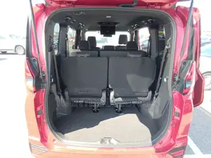 Toyota Noah 2023 Red