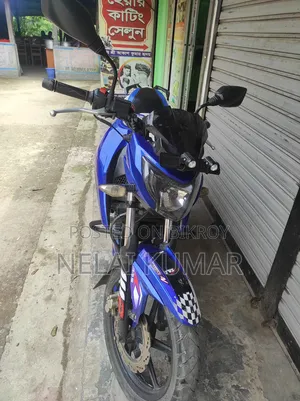 TVS Apache 160 4V 2021 Blue