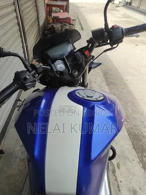 TVS Apache 160 4V 2021 Blue