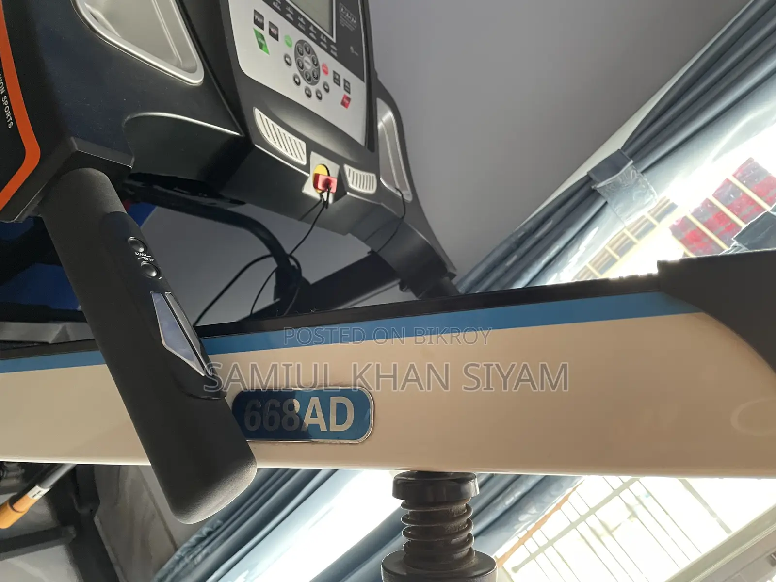 Electronic Treadmill