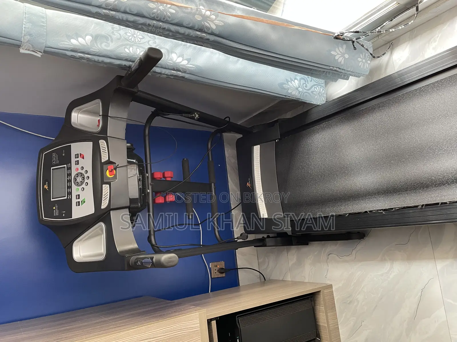 Electronic Treadmill